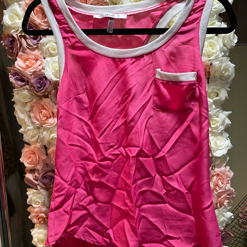 Hot pink & white loose and lightweight  top